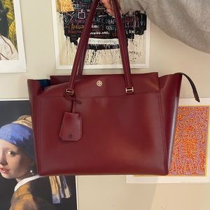 Tory Birch large size shoulder bag